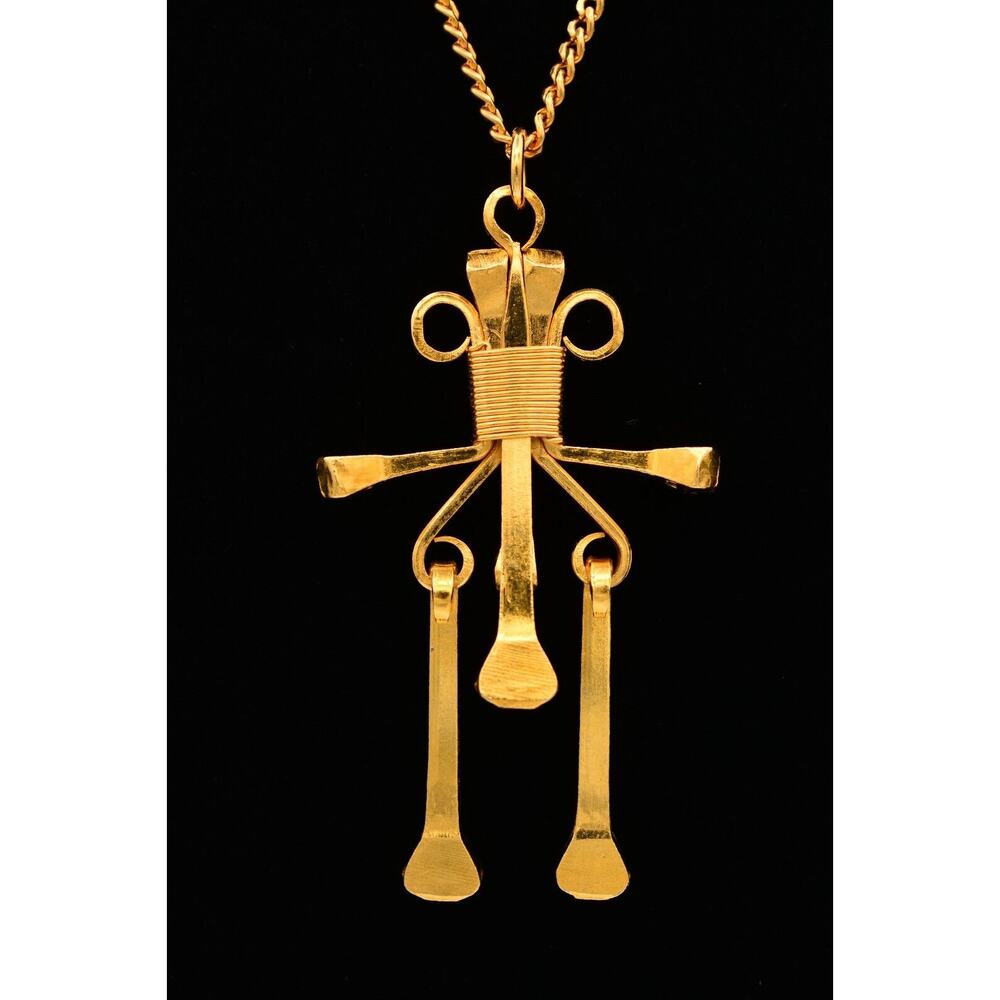 Mustad Vintage Pendant Necklace Chunky Gold Tone Abstract Heavy Signed Bin7B